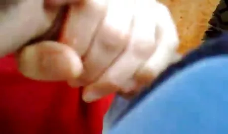 עבור סרטי פורנו לצפייה ישירה
