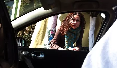 הנחת הרקטום והלא נוח הראשון עם מסוק עטוף בחוט סקס לצפיה ישרה בחינם