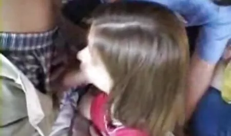 מילה בחוף. סקס חינם לצפייה